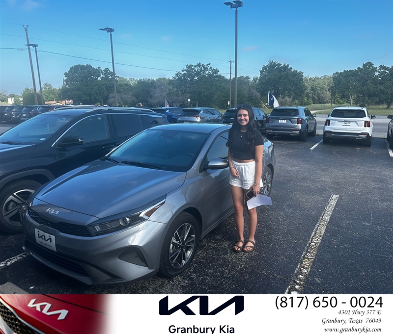 Review image from Monica Diaz