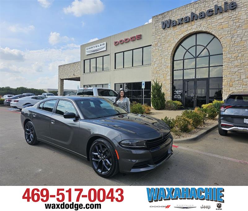 Review image from Chandler Canales